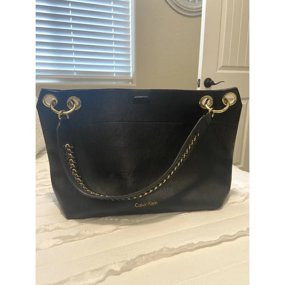 Calvin Klein Women's Reversible Hobo Shoulder Handbag Black Brown Faux Leather